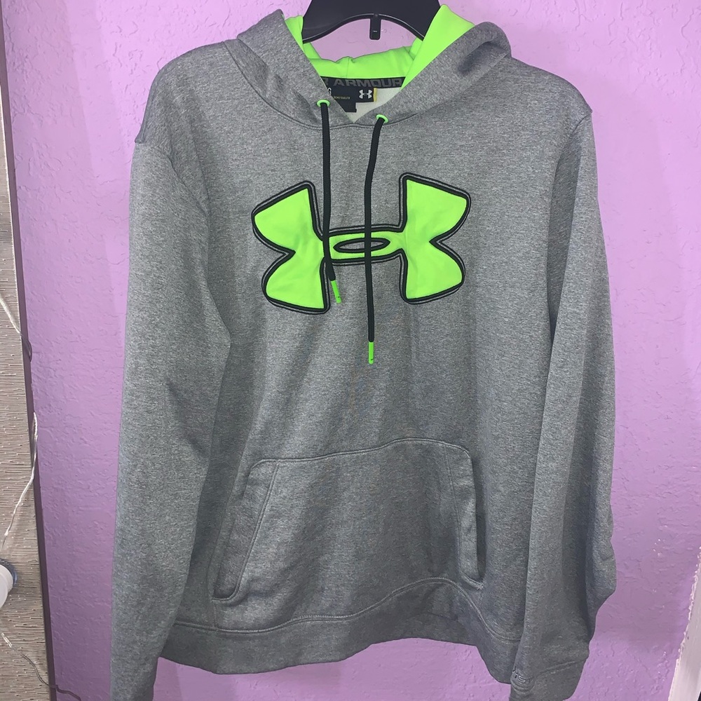 Under Amor Grey Sweatshirt